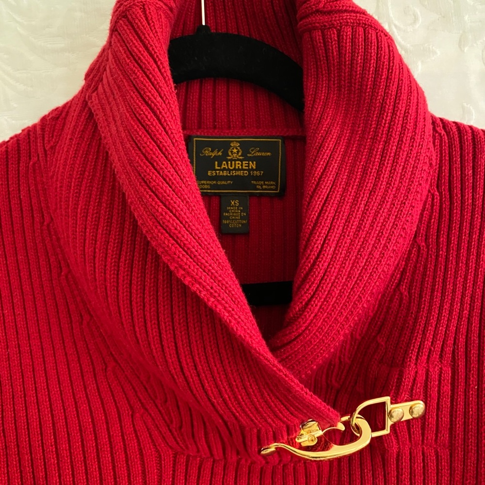 Ralph Lauren authentic 100% cotton sweater.